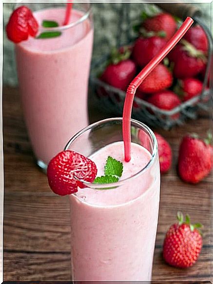 Strawberry milkshake