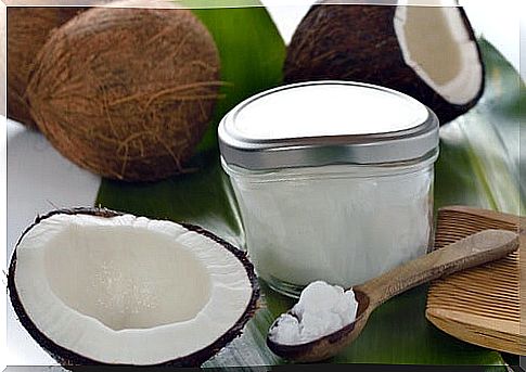 Perfect straight hair with coconut masks