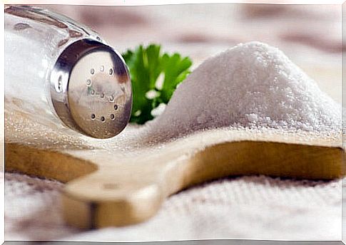 Eating salt in excess is harmful, why?