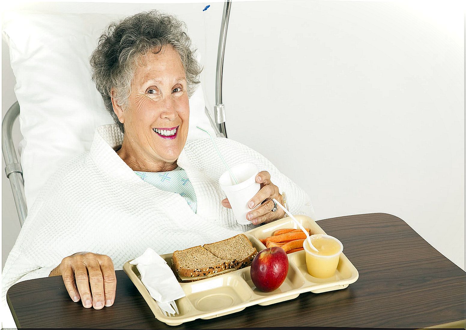 Patient eating in the hospital.