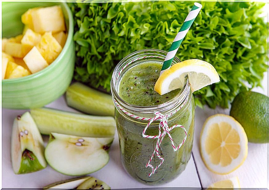 Reduce your belly with this pineapple, cucumber, lemon and ginger juice