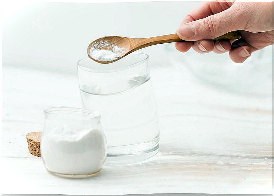 How To Consume Baking Soda To Fight Heartburn