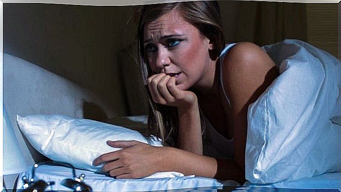 woman-who-has-suffered-a-nocturnal-panic-attack