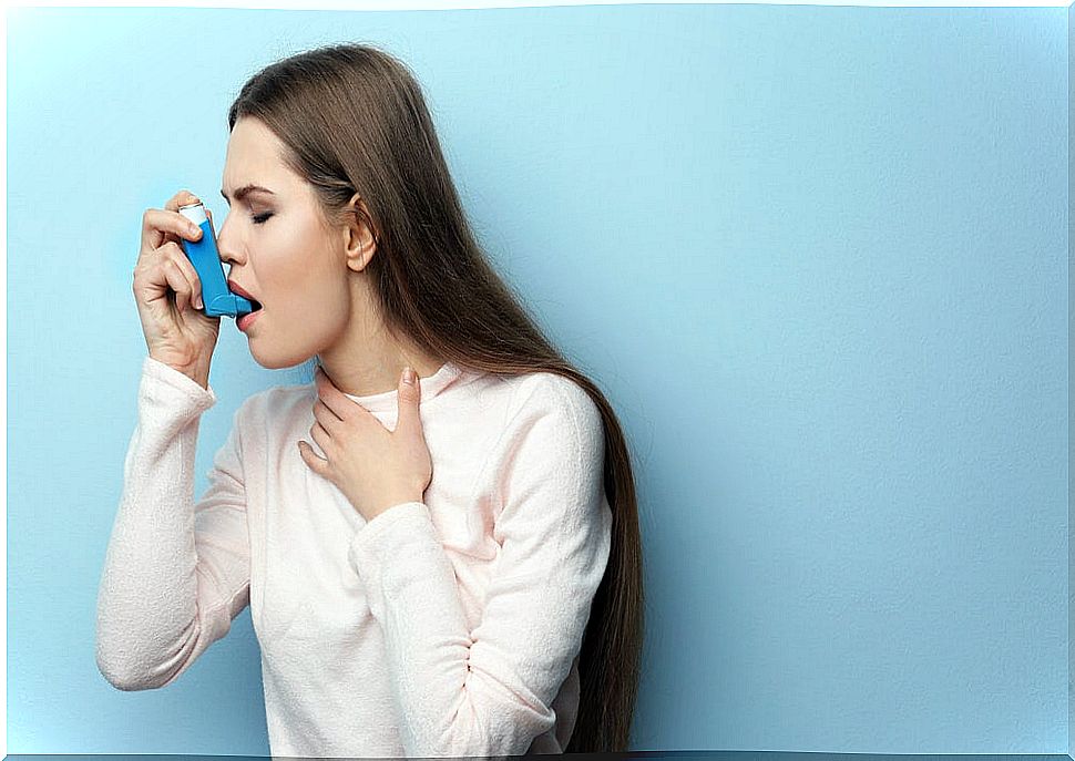 What is the difference between asthma and COPD?